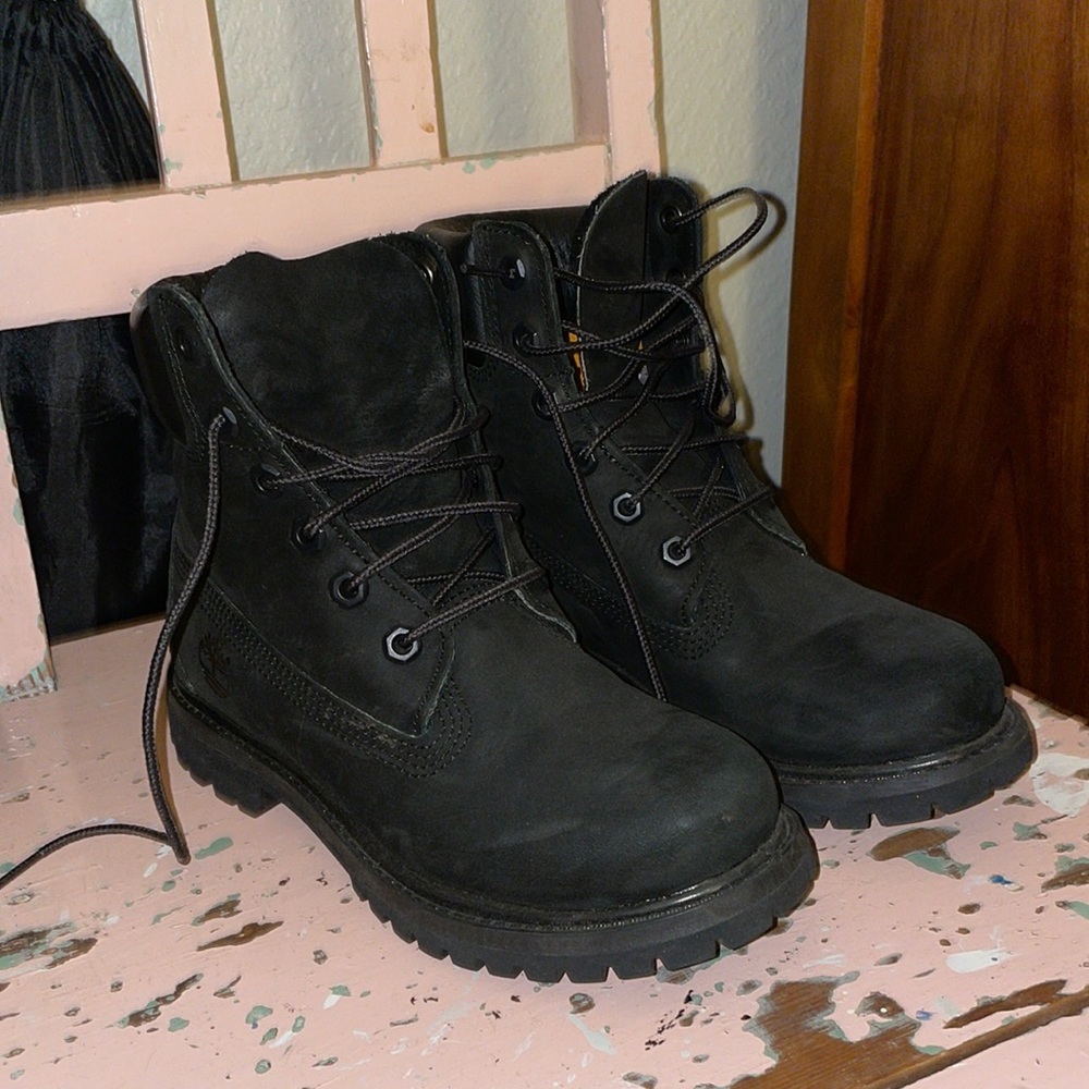 Black Timberlands